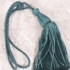 Kép 1/3 - Alisa egy bojtos függönyelkötő Sötét türkiz